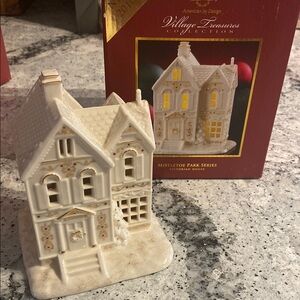 Lenox Mistletoe Park Victorian House